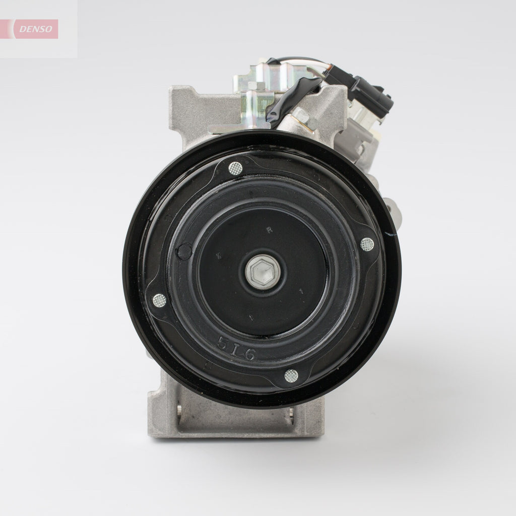 Air conditioning compressor Denso DCP23034 (OE 926005211R)