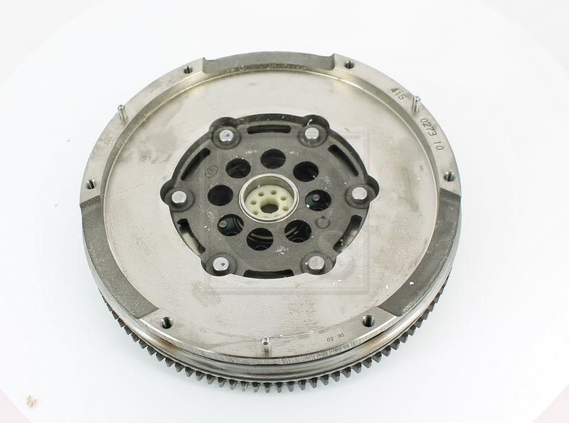 Volante motor NPS H205I10 (OE 2320027401)