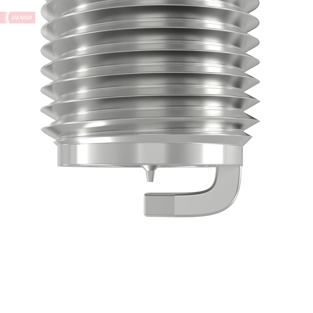 Long-life iridium spark plug Denso IK31 (OE 4DA36-M10)