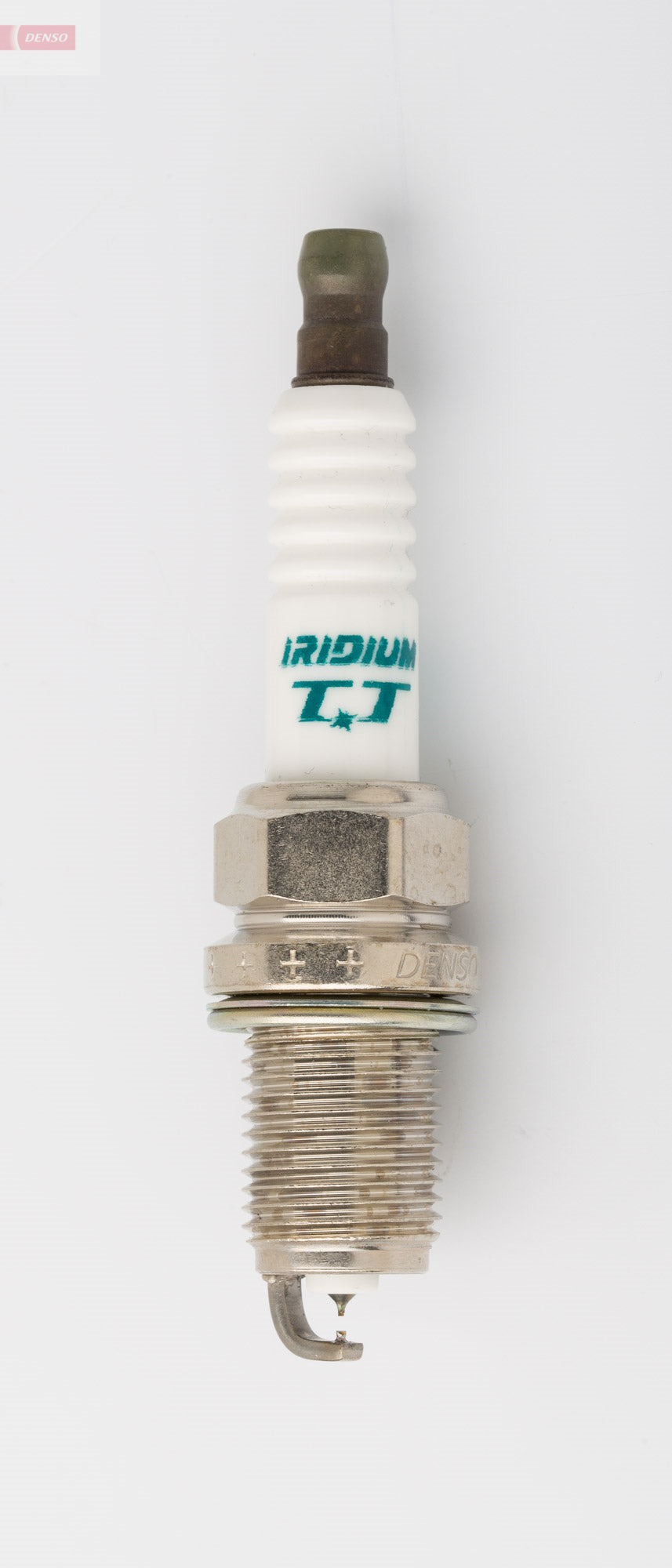 Long-life iridium spark plug Denso IQ16TT (OE 1UT6-18-110)