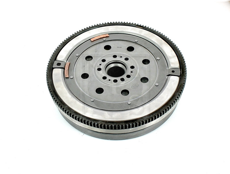 Flywheel NPS M205I13 (OE MN982077)