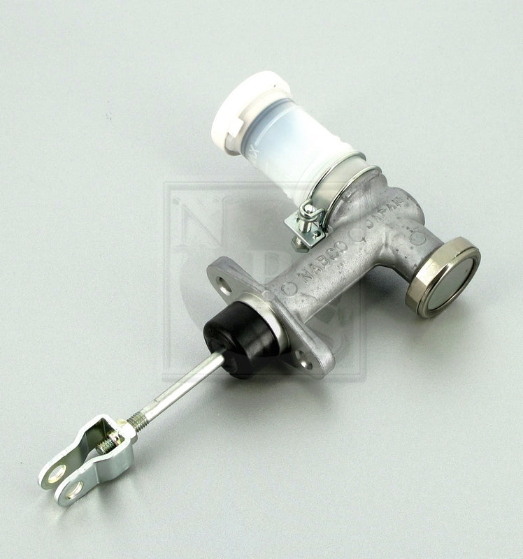 Bomba de embrague NPS M250I23 (OE MR267829)