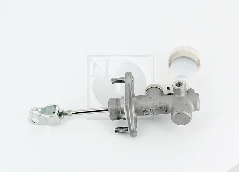 Bomba de embrague NPS M250I44 (OE MR319787)