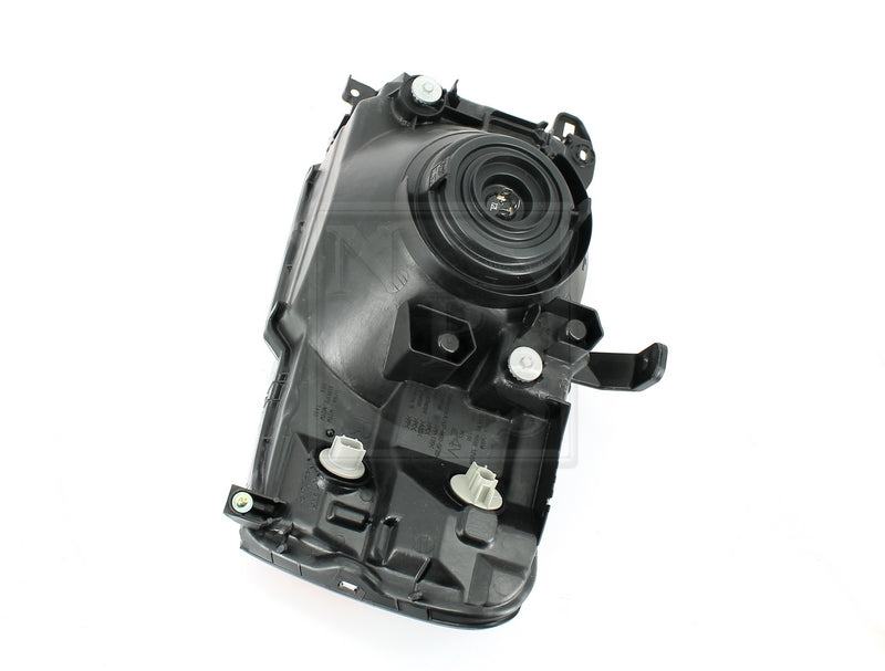 Scheinwerfer rechts NPS M675I10A (OE MR548040)