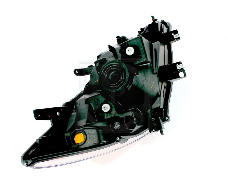 Faro delantero izquierdo NPS M676A37 (OE UC8F51040B)