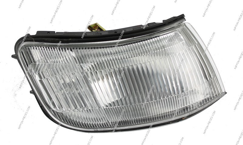 Faro delantero derecho NPS M680I22 (OE MB831612)