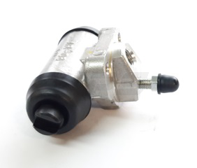Rear wheel brake cylinder NPS N323N103 (OE 44100G5112)