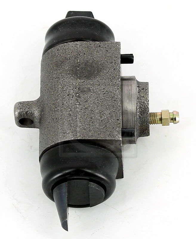 Rear wheel brake cylinder NPS N323N111 (OE 44100D6200)