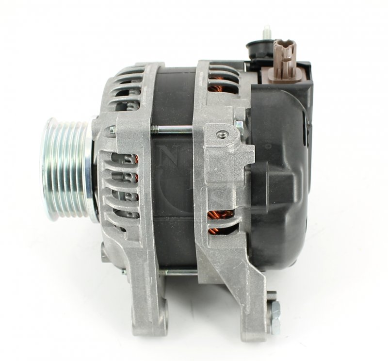 Lichtmaschine NPS T511A187 (OE 270600N100)
