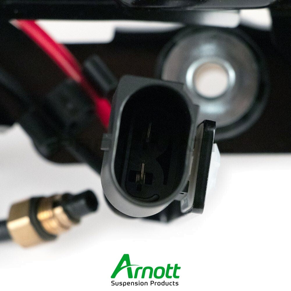 BMW Serie 5 (G31) Compresor Suspensión Neumática ARNOTT 37206886721 (Bomba ; Motor) (4)