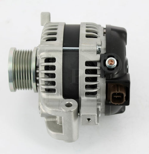 Alternador Toyota Avensis Verso 2.2 D4D Nuevo OEM (2)